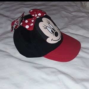 BUNDLE. MICKEY MOUSE HAT & SHOES
